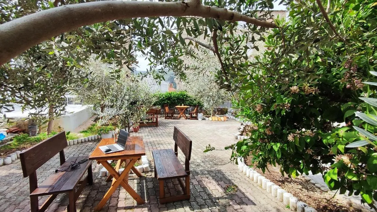 **** Bed & Breakfast Elvish Garden Boutique B&B Berat Albania